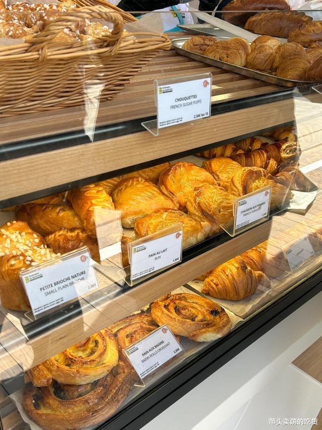 中国馒头惊艳法国面包节夺冠军,网友:有种老妈参加维密秀的感觉