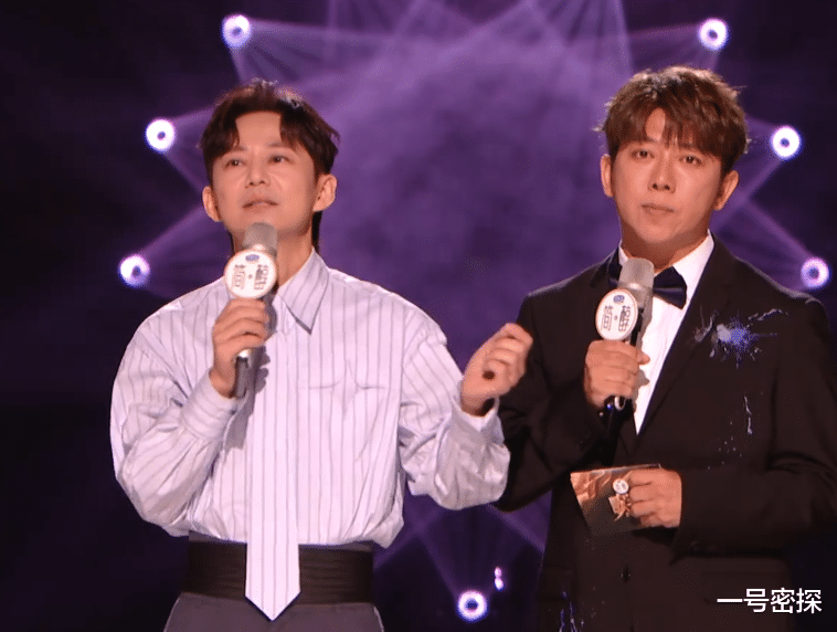 何炅含泪曝光那英病情,在评论区,我看到了人性的丑陋