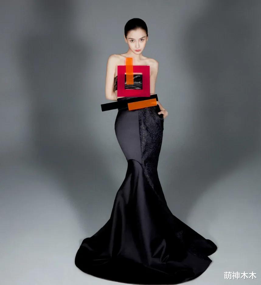 杨颖急于洗白大翻车!拍关爱女性视频被骂翻,本人看疯马秀背刺