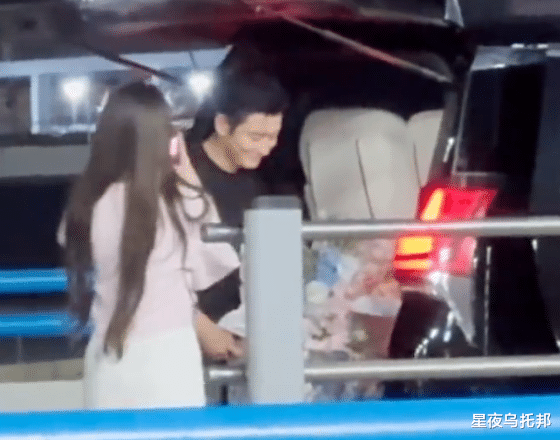 黄晓明和女友叶柯七夕约会画面被曝