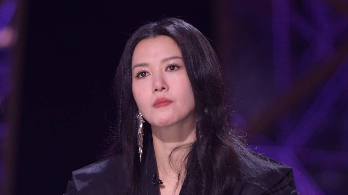 谭维维获《歌手2024》第二名：直播揭开了遮羞布，我们应该反思