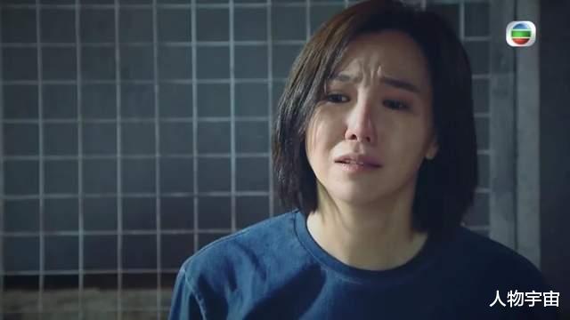 她13岁内地赴港，16岁打3份工扛起一家生计，爱情运差，演恶人出彩