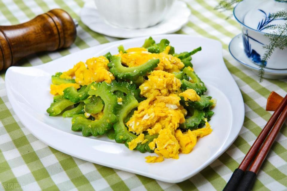 天热！建议大家：多吃“三宝”，少吃“两样”，轻松度夏