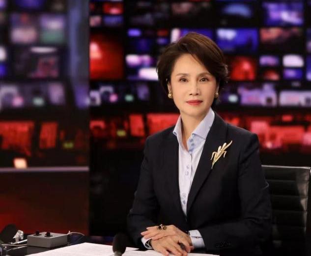 主持人徐俐：再婚嫁记者，儿子在结婚证上的留言，让她流泪反思