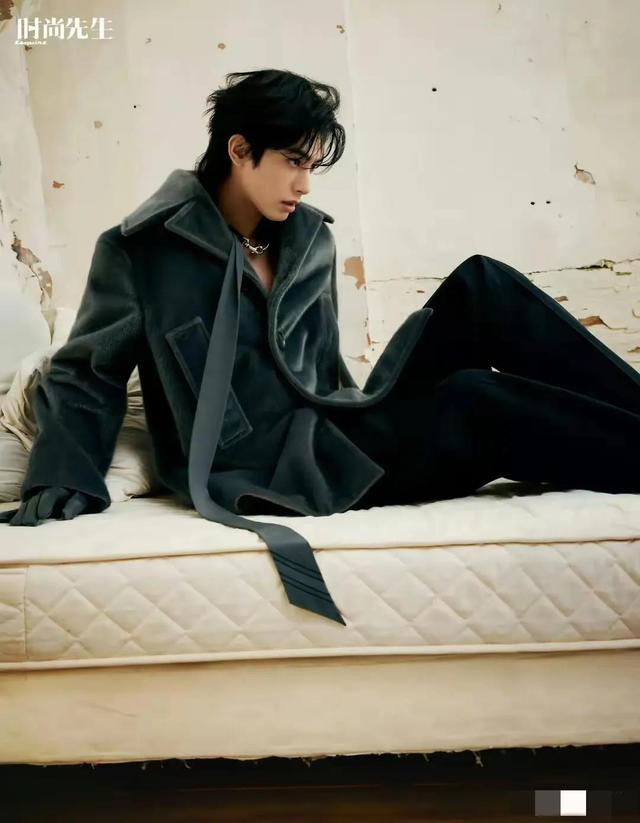 最帅男神重新洗牌,原生态帅哥登顶,李现第8林更新第6吴磊5肖战3