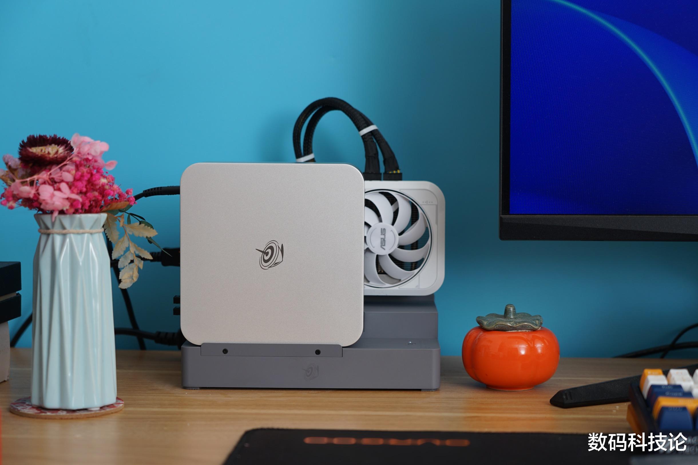 独显扩展坞、性能不损耗:零刻GTi14 Ultra迷你主机秒变游戏台式机