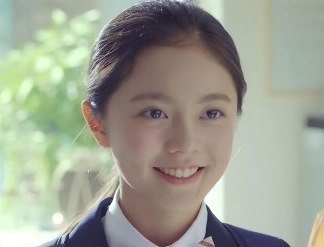 同样是“国民闺女”,有人红成一线,有人沦为糊咖,差距一目了然