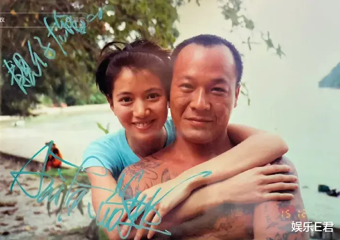 袁咏仪晒照庆祝53岁生日，张智霖邱淑贞P变形，儿子张慕童被打码