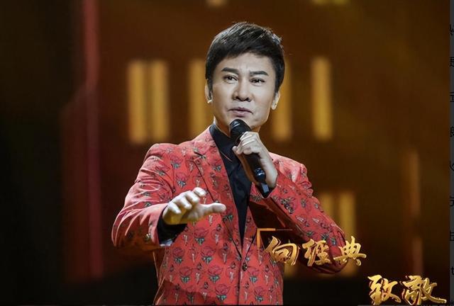 没想到，56岁的知名歌手江涛，还是为自己的“整容”付出了代价