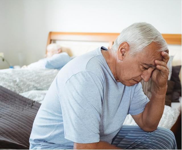 人能活多久看下半身便知？医生直言：自查若无3个异样，或更长寿