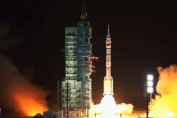 卫星通信争夺战！运营商即将上演“北斗”对决