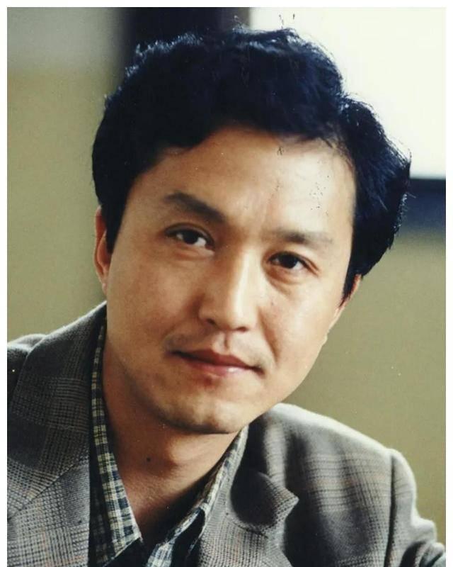 吴刚:一路好好走!再无“李达康”,宠妻粑耳朵,生活甜蜜蜜