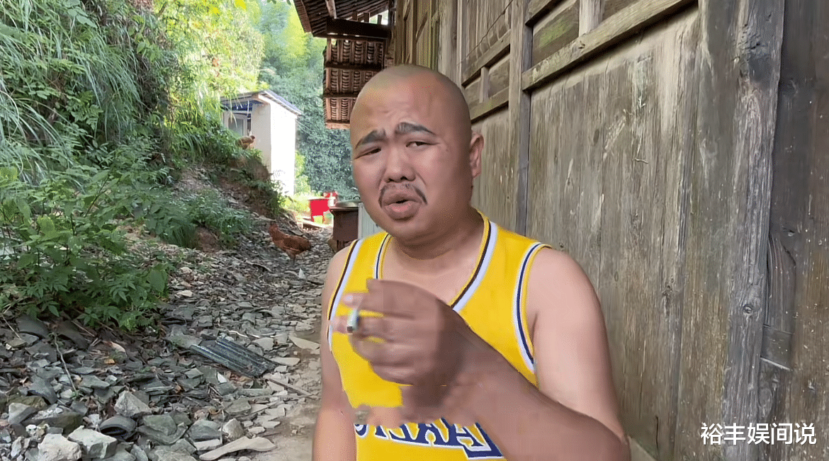 网红“忧郁男神”官宣生子!颜值对比令网友破防,曝五分钟挣7万