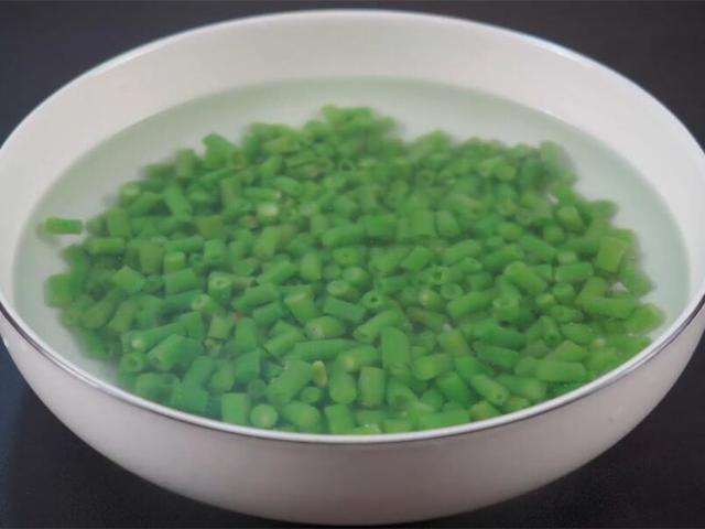 立夏将至,建议少吃虾和豆腐,多吃4样蔬菜,养阳散寒,平安入夏