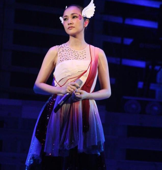 港乐鼎盛时期 11位惊鸿一瞥的女歌手 你还记得几位?