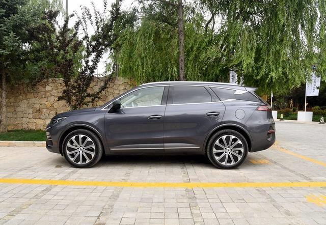 中大型SUV！腾势N8正式上市！