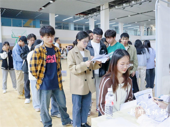 春风携暖意，就业正当时|重庆城科人工智能与大数据学院开展春季专场招聘会