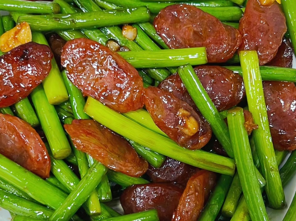 小米辣|腊月初一腊味节，推荐六道腊味菜给家人安排上，色香味俱全氛围足