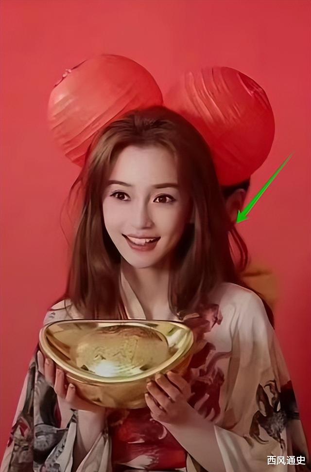 baby除夕晒与儿子合照！8岁小海绵又高又壮，小翘鼻像极了黄晓明