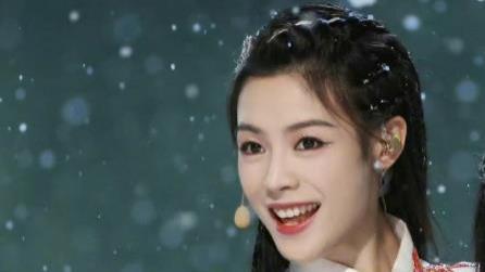 32岁越剧演员陈丽君，穿得起名牌，却养不起父母？