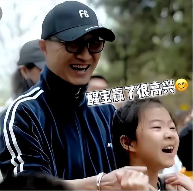 汪峰森林北约会，戴戒指疑似好事将近，他照用这两招赢得美人心