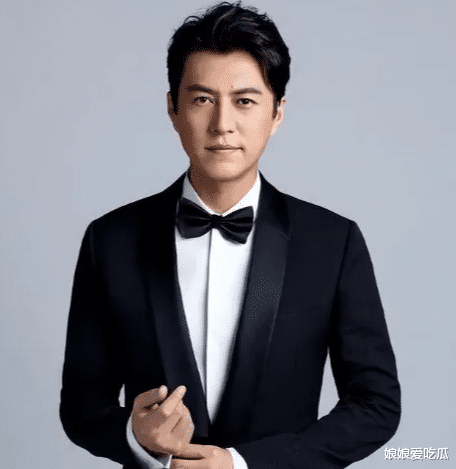 ?“隐瞒”了我们41年，原来她就是靳东的亲妹妹，怪不得能够大红大紫