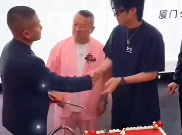 香港这一夜,丢脸的不只是曾志伟,还有整个香港娱乐圈!