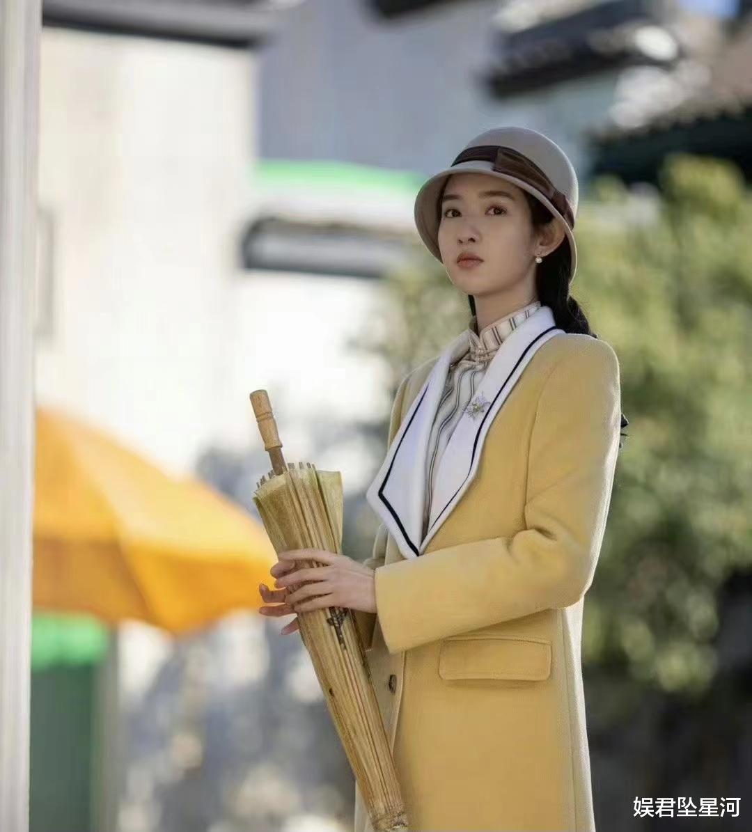 同样在《孤舟》演曾舜晞的爱人，王玉雯对比陈都灵，谁更让人心疼？