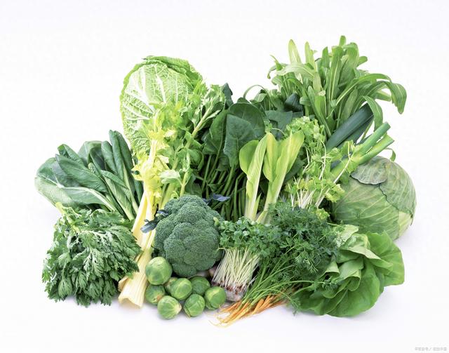 女人不想老得快,8种碱性蔬菜换着吃,排毒瘦身,体态轻盈显年轻