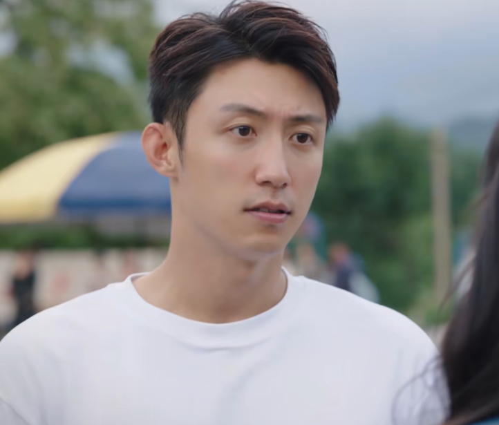 央视力荐!又一年代大剧来袭,关晓彤加盟,全员戏骨,有好戏看了