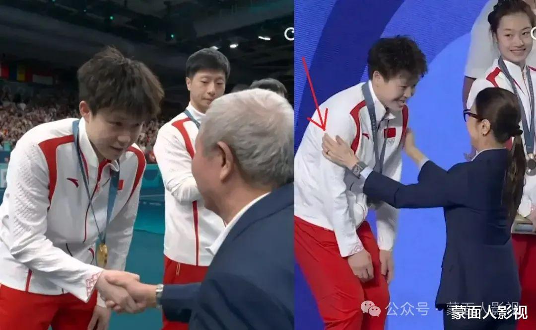 62 岁女星奥运颁奖引争议，不与获奖者握手，被疑加入神秘组织