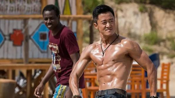 总票房突破240亿，北美超越内地，成全球年度第一大“票仓”