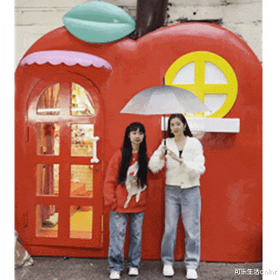 陈自瑶终于亲揭“分后事”:带囡囡出去同佢一起玩,旧年算係自己嘅一个新开始!