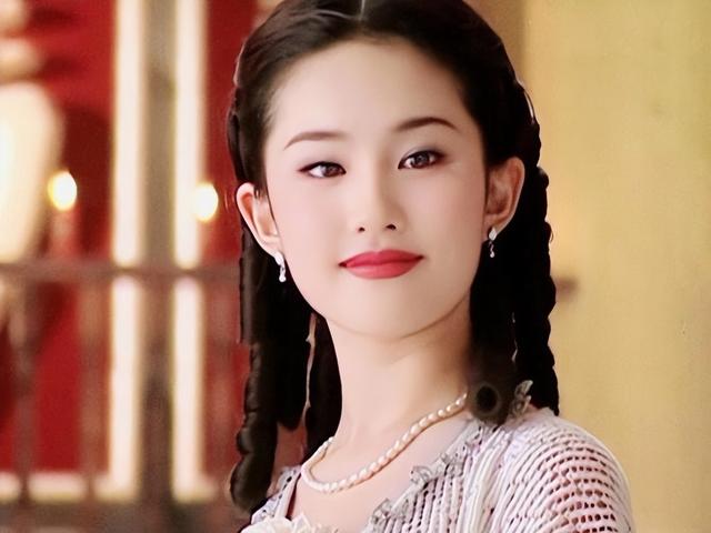 36岁刘亦菲出演22岁女大学生，只要她敢演，观众就总愿意为她买单