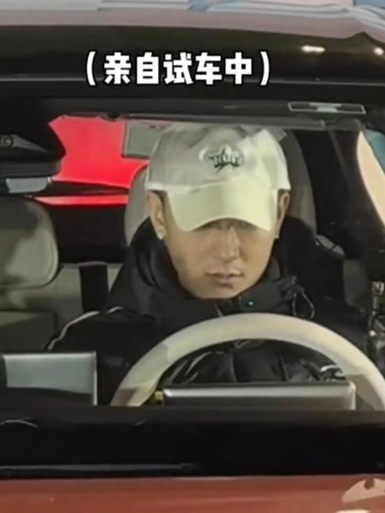 黄子韬送车大结局,抢中却仅有5万公里使用权,粉丝不涨反掉