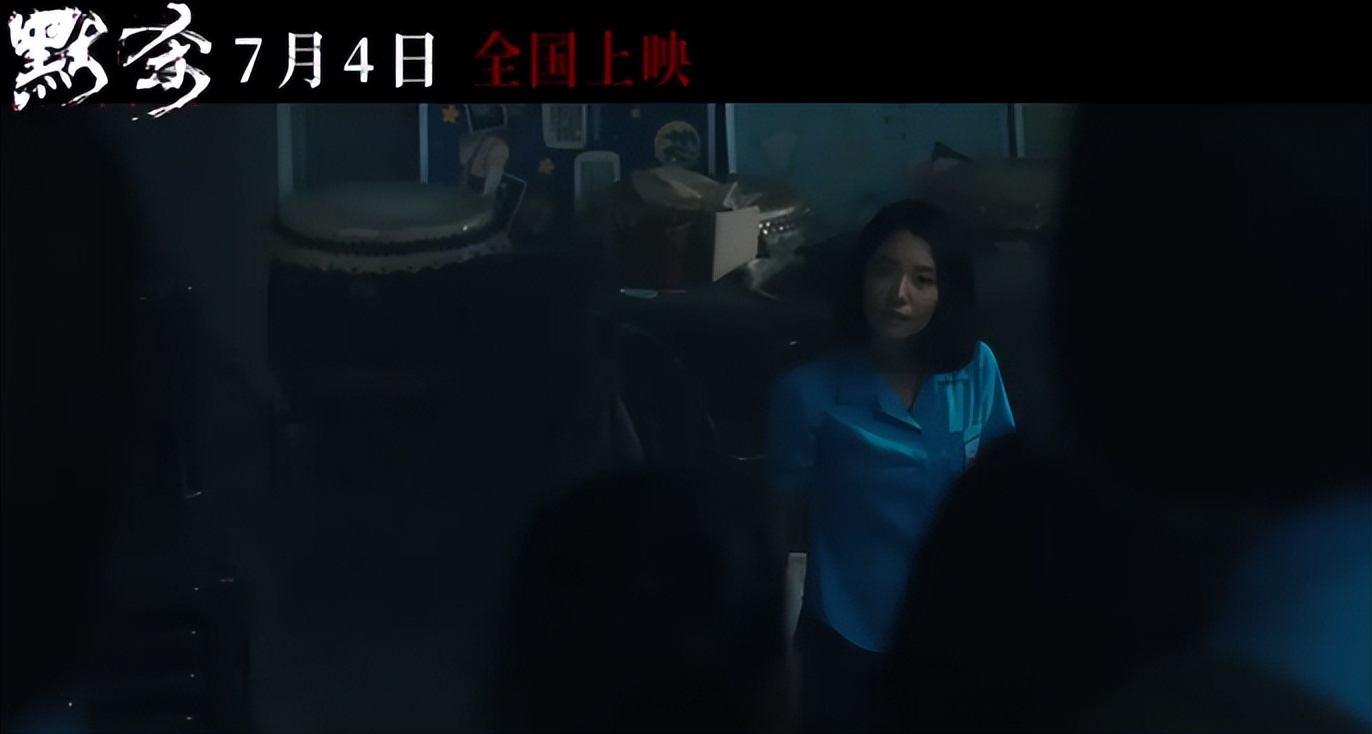 暑期档第一炸!预测票房已破12亿,力压谢霆锋新片暂夺暑期第一