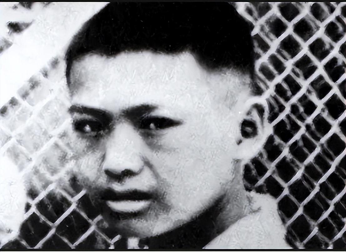 “香港之子”跌落神坛,晚节不保,完美人设居然都是伪装的