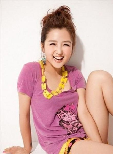 “素颜无人识”的8位女星,妆前妆后判若两人,卸妆:大姐你是谁