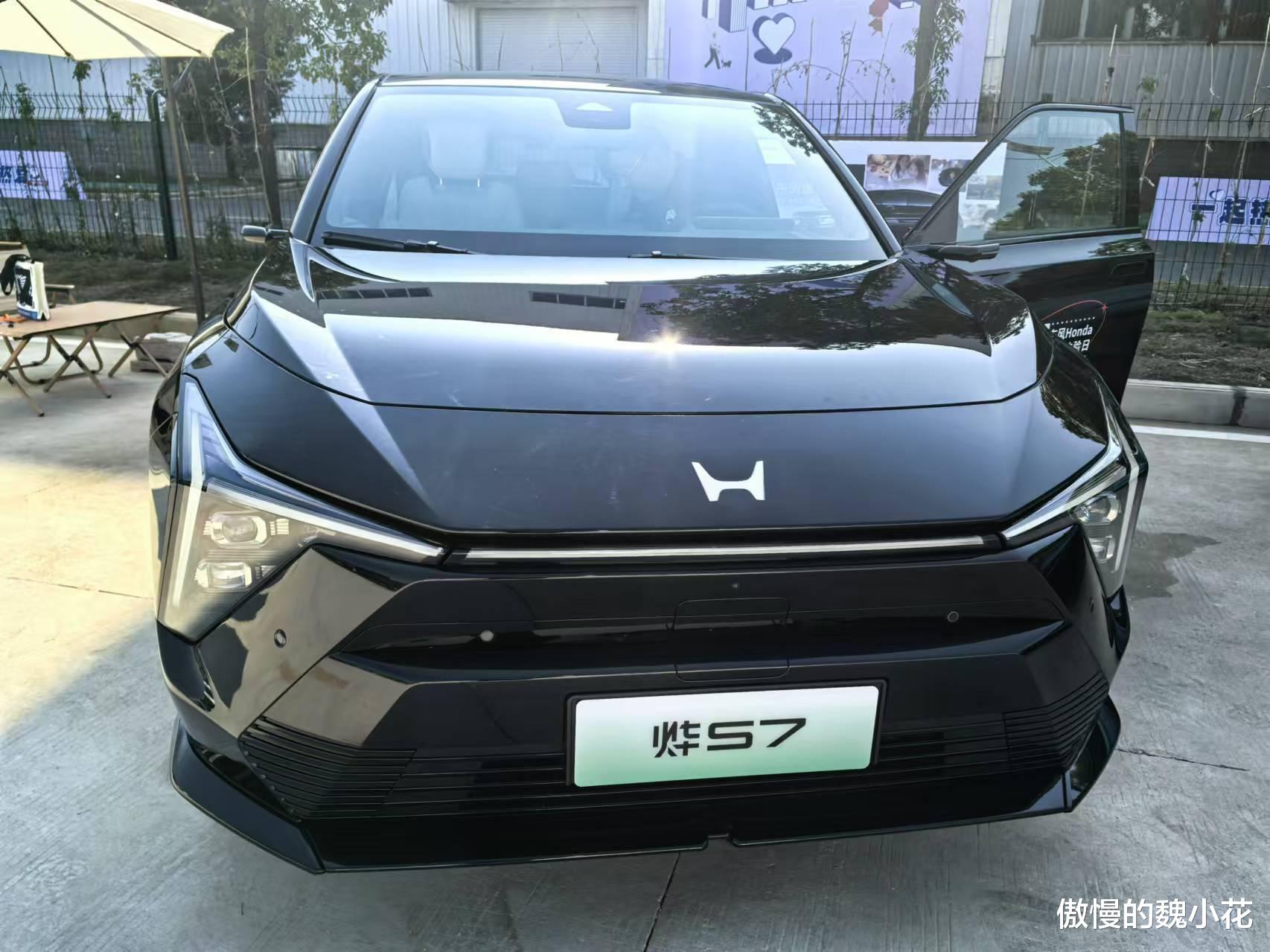 对标特斯拉Model Y，本田“烨S7”进店，未来或配固态电池！