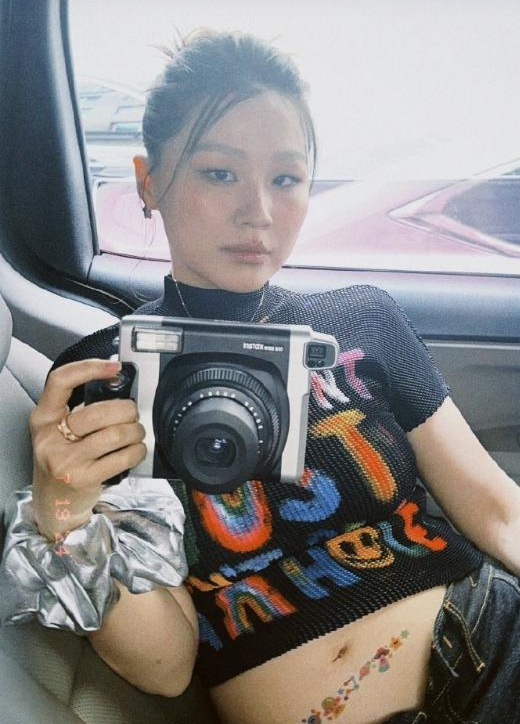 金靖孕期7月大变身，孕吐控糖难挡魅力，辣妈风采惊艳全网！