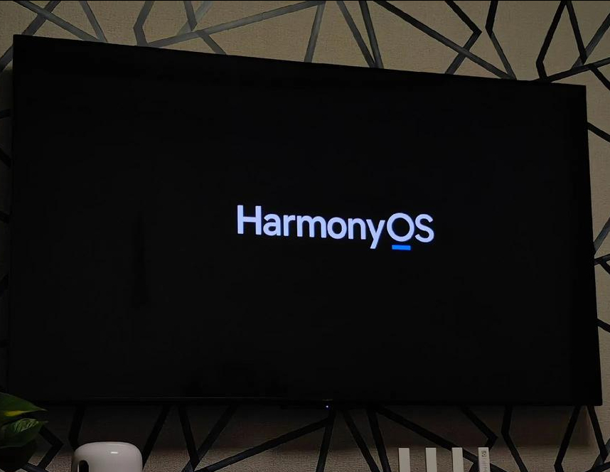 拒绝合作央视表示支持:鸿蒙系统让我们不再缺芯少魂