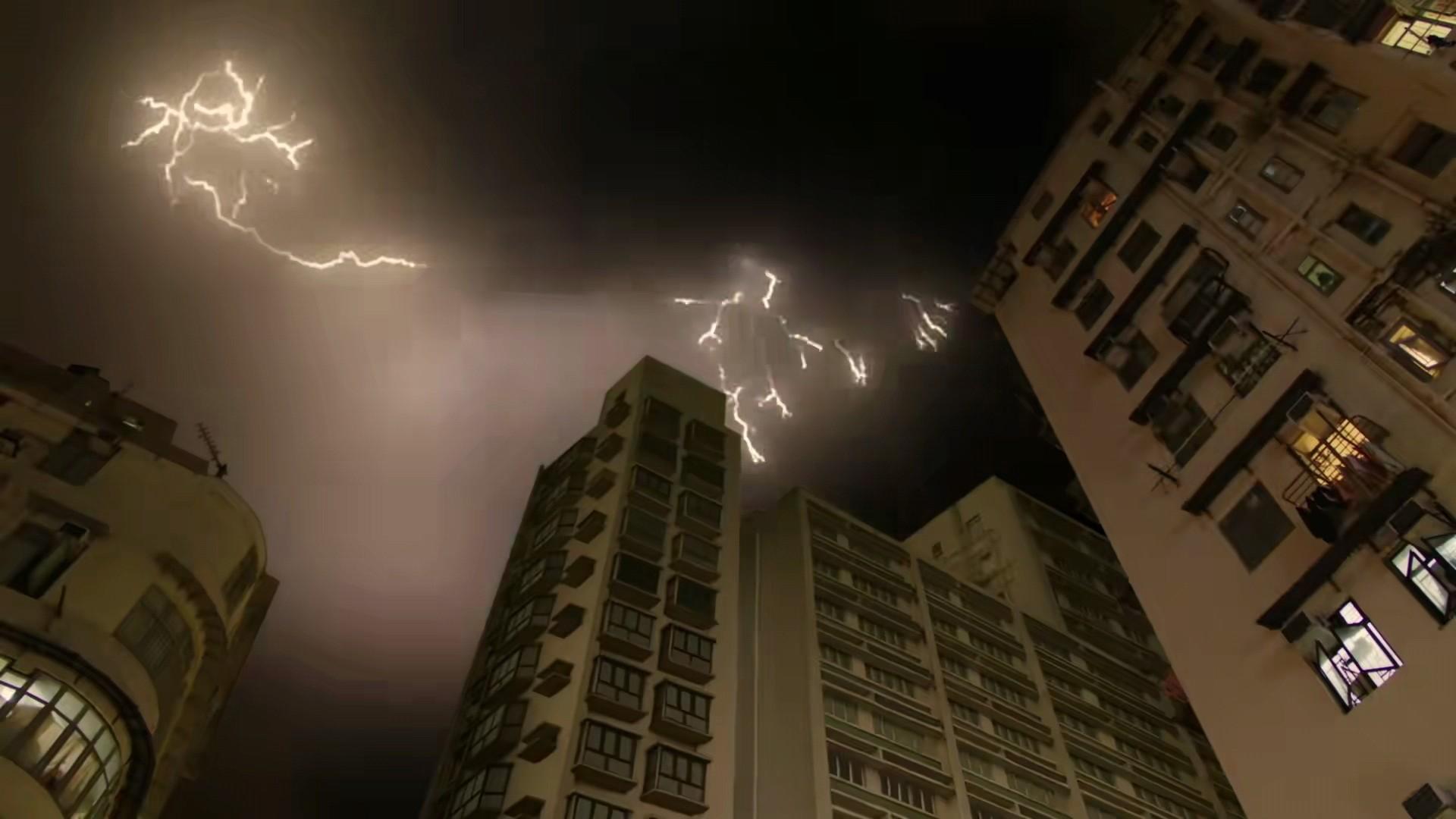 《太阳星辰》首播好评如潮,连看4集后,我要说:港剧就该这么拍