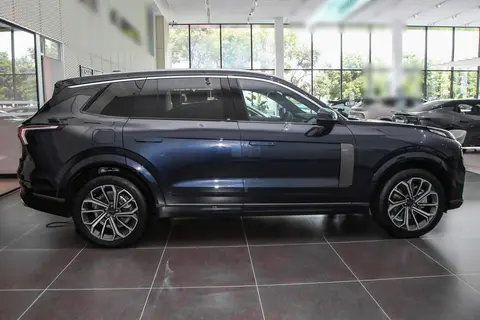 保值率逼近汉兰达，自主品牌中大型SUV，诠释何为全能选手？
