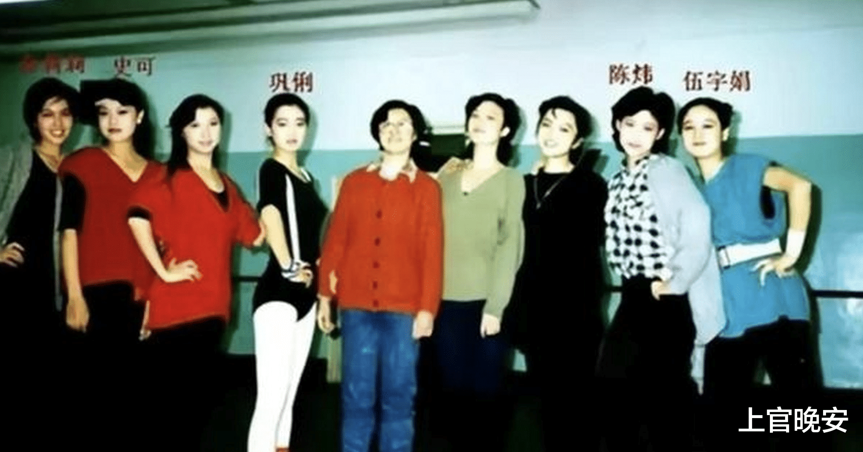 中戏02级明星班真“卧龙凤雏”!情杀、出轨、闹事,人手一出大戏