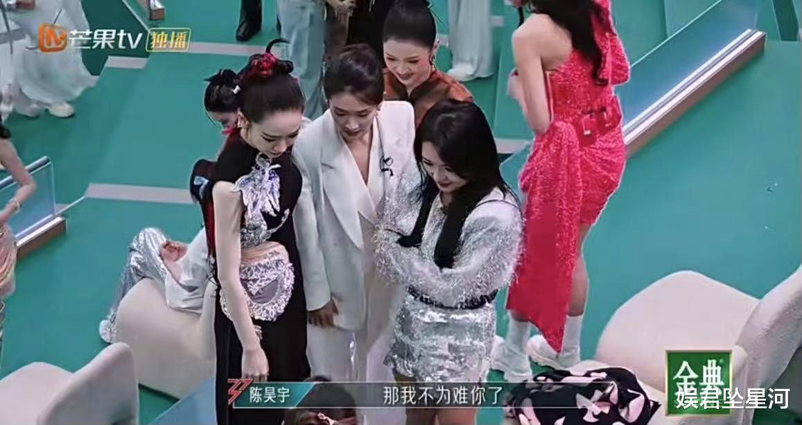 这对双生姐妹花的cp有多火,从《浪姐》到《你好星期六》,都让人忍不住嗑上头