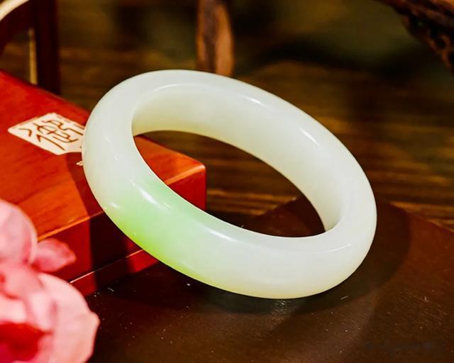 昆仑玉里的“真和田玉”！不一样的青海老坑料！