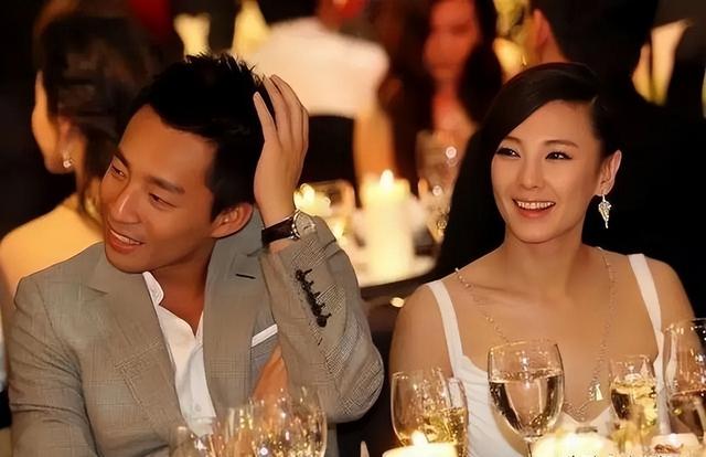 重温一下张雨绮与前夫袁巴元的聊天记录,真的要笑死了