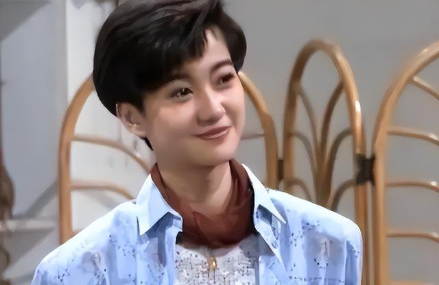 原本以为退圈生孩子去了,没想到,她竟比琼瑶走的还早!