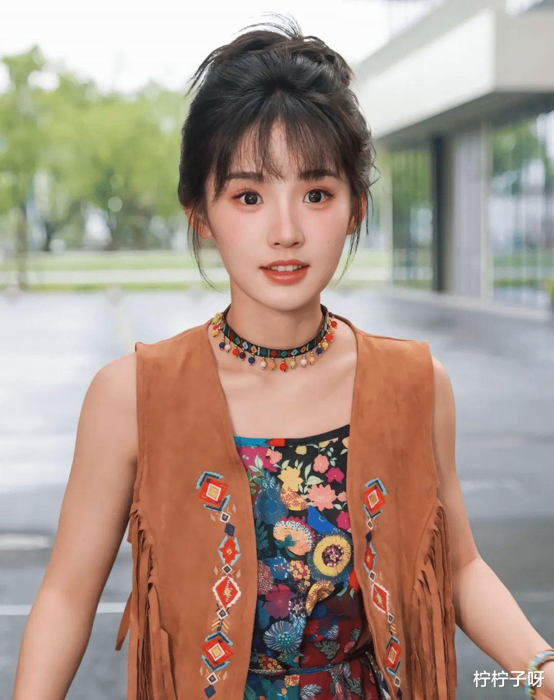 可爱可欲！短剧界两位“小孩姐”演技独特别有一番风味