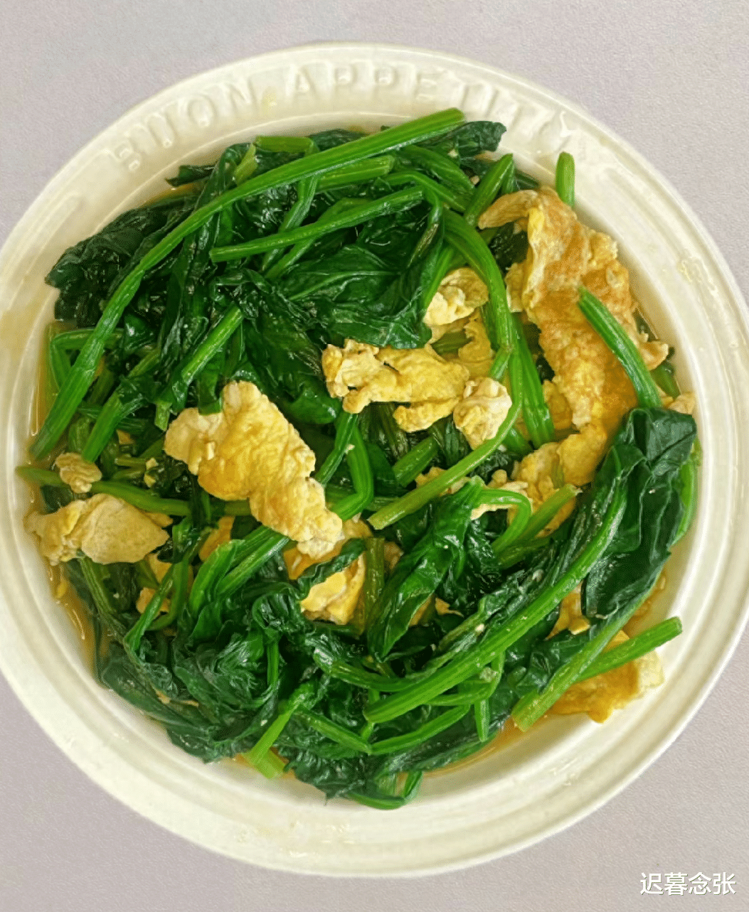 人老往往腿先衰，在此建议大家：碰到4种健腿菜要多吃，美味大补